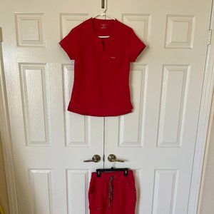 Jaanuu True Red XS Scrub Set